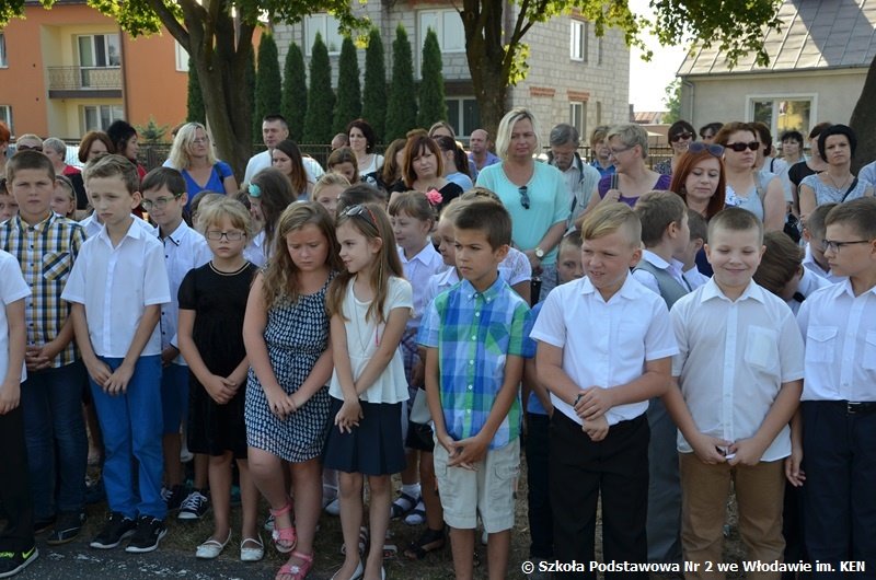 rozpoczcierokuszkolnego2015201628.jpg